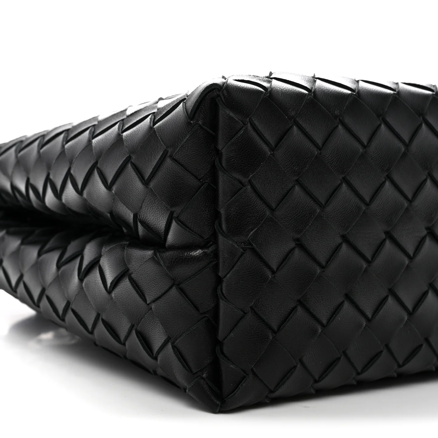 Nappa Intrecciato Medium Andiamo Shoulder Bag Black